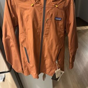 Patagonia Ski Jacket & Pants Women’s